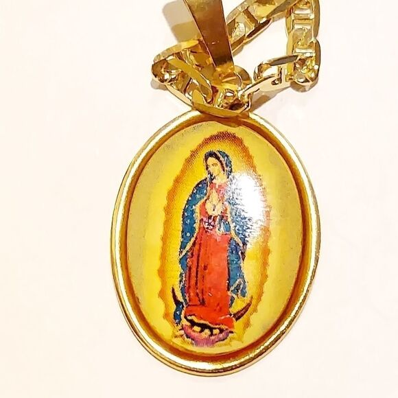 Men's 18k Gold Plated Chain w/ Virgin Guadalupe pendant - Picture 1 of 5